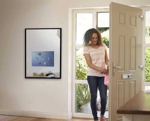 Savvy Smart Mirror can control your home